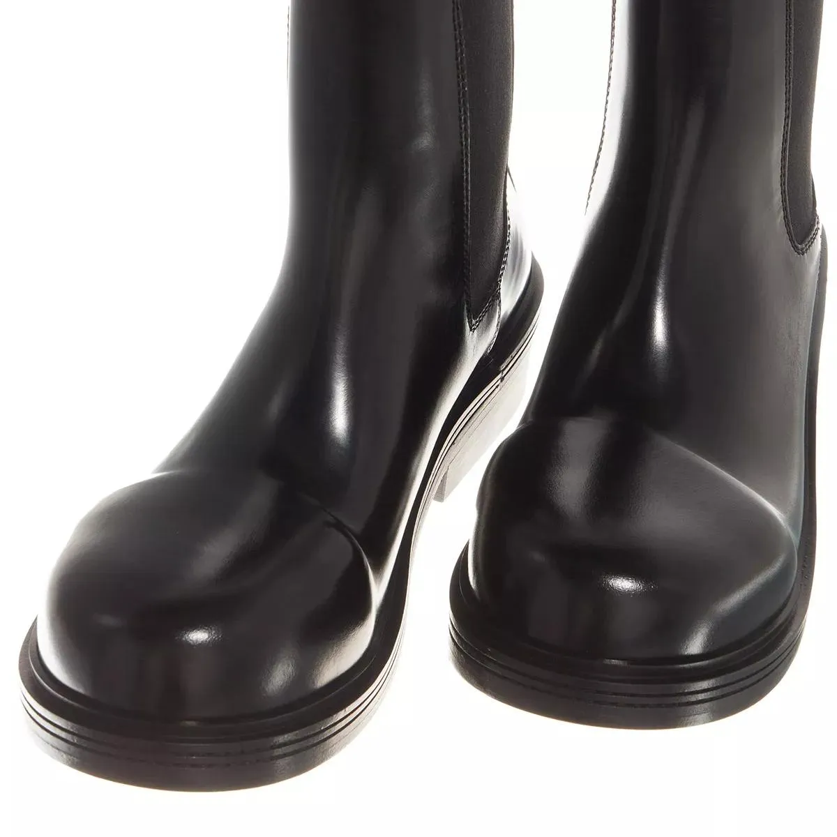   Bottega Veneta  Fireman Chelsea Ankle Boot Black  Chelsea Boot 