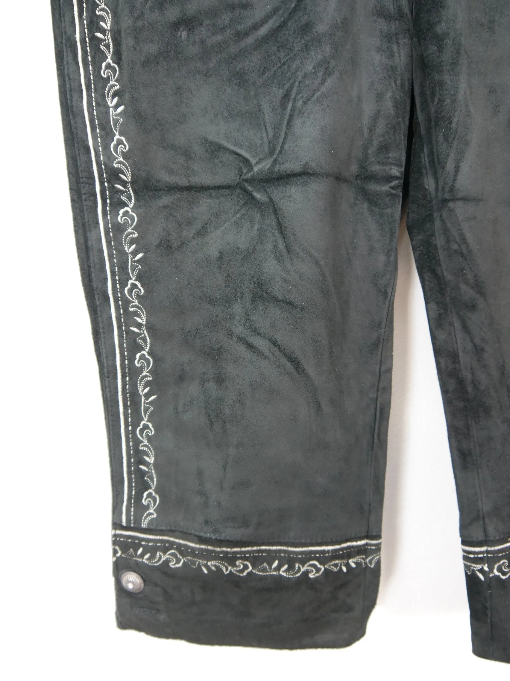 Leichte Landhaus Lederhose mit Stickerei Top Zustand Kniebund schwarz Gr.50